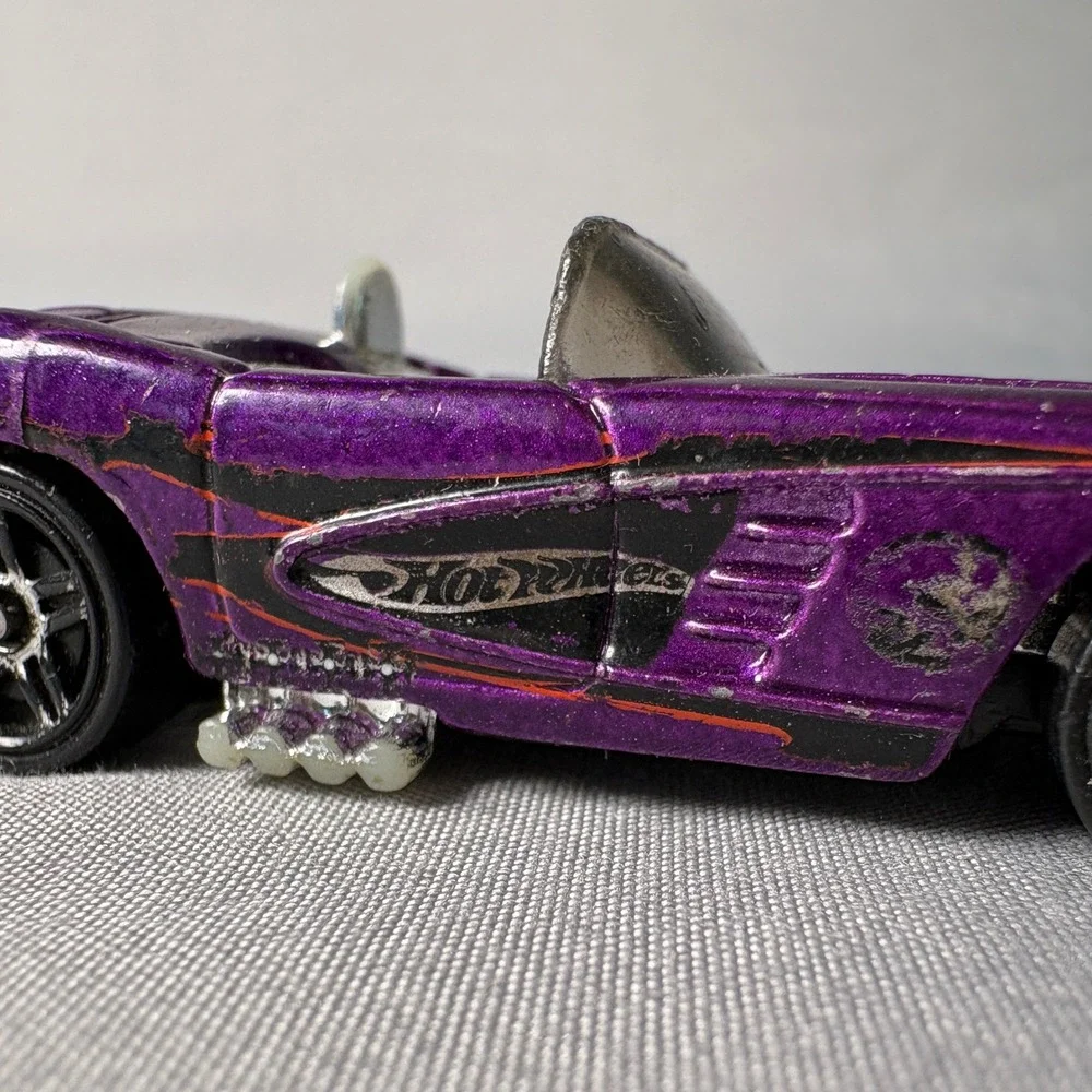 Hot Wheels 58 Corvette Purple Metallic Skull Flames Diecast Car 1994 Mattel
